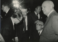 DPSI_B1_F19_0032_d22x30_r.jpg